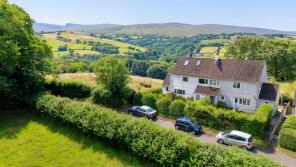 Maesyrawel, Bancyderi, Llanddeusant, Llangadog SA19 9SP