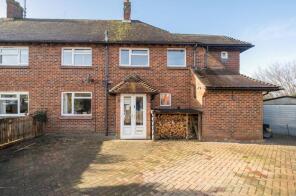 8, Gromenfield, Groombridge TN3 9RS