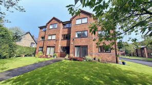 6, Glengarth, Oldham OL3 6HU