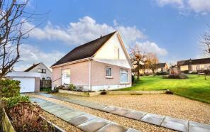 27, Hawthorn Bank, Carnock KY12 9JS