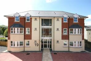 19, Valentine Court, Great Oak Street, Llanidloes SY18 6QP