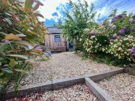 Sunnyside Cottage, Road From Penhale Cottage To Junction At Laurel Cottage, Lower Rose, Truro TR4 9PJ