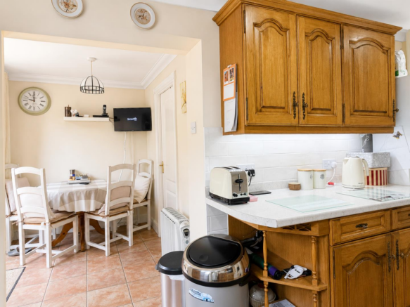 Kitchen/Breakfast Room