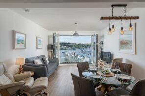 2a, River View, Lower Contour Road, Kingswear TQ6 0AS