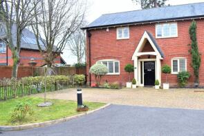 8, Homefield Close, Winkton, Christchurch BH23 7AQ