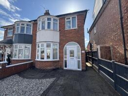 195, Belvoir Drive East, Leicester LE2 8QF