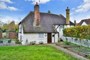 Walnut Tree Cottage, Old Lenham Road, Sittingbourne ME9 0BX