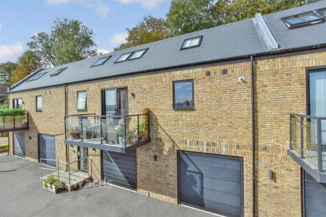 Upnor Road, Lower Upnor, Rochester, Kent