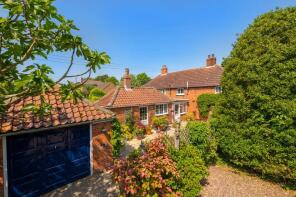 Holly Cottage, Hainton Road, Market Rasen LN8 6NL