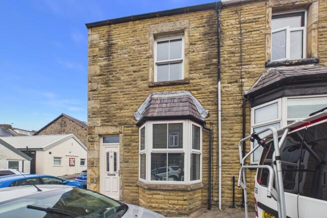 2 Edward Street
