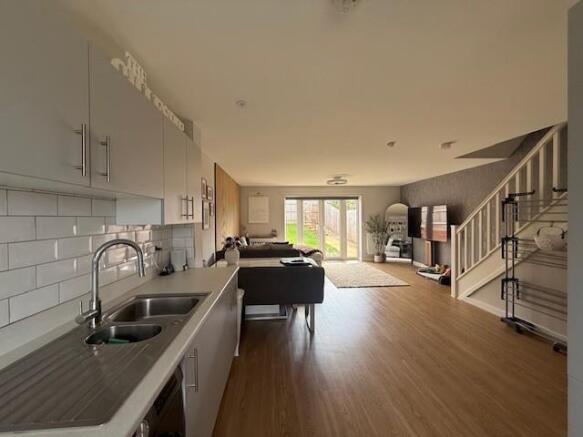 Dining Room 1.jpg