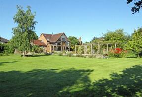 Flint Barn, Norrington End, Redding Lane, Redbourn AL3 7QN