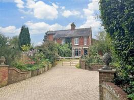 Oxford House, Cherry Lane, Bolney RH17 5PR