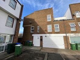 12, St Martins Close, Erith DA18 4DZ
