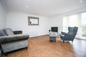 60, Walton House, Symphony Court, Birmingham B16 8AF