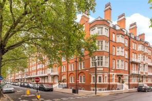 Flat 92, Bedford Court Mansions, Bedford Avenue, London WC1B 3AE