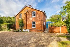 35, Station Road, Digswell, Welwyn AL6 0EA