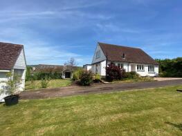 White Lodge, Capton Road, Taunton TA4 4JX