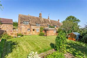 3 Mole End, Doctors Lane, Daventry NN11 3PJ