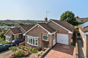 5, Bramley Hill, Bridport DT6 3DP