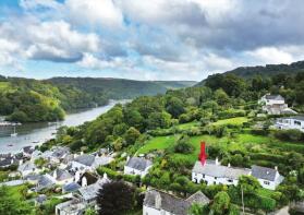St Annes, Manor Street, Dartmouth TQ6 0EX