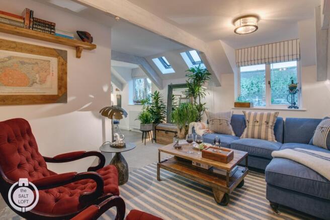 Lounge - View 2