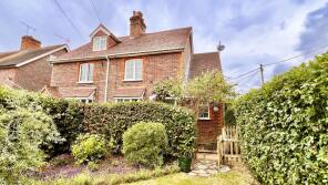 1, Leighwood Cottages, Benhams Lane, Greatham, Liss GU33 6BA