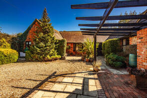 The Old Stables, Goring Heath Road, Whitchurch Hill, Reading RG8 7PN