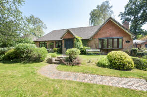 Tanglewood, Green Lane, Basingstoke RG25 2QL