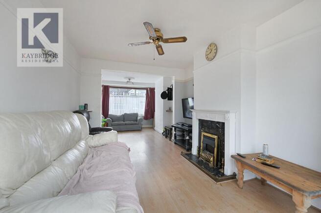 Esher Avenue, Cheam - SM3 9AY