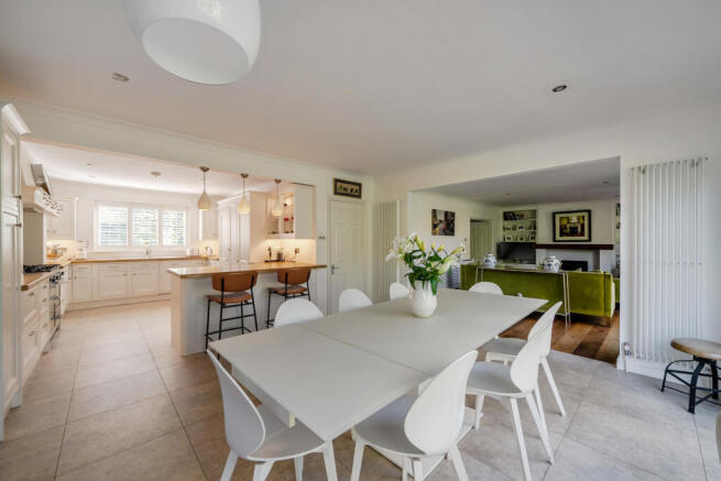 Kitchen/Dining