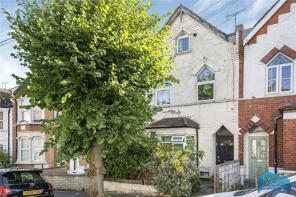 First Floor Flat, 18, Glenthorne Road, New Southgate, London N11 3HT