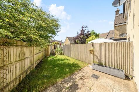 The Oaks, Carterton, Oxfordshire, OX18