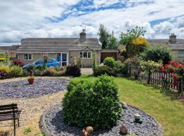 2, Windermere, Chalford Hill, Stroud GL6 8BU