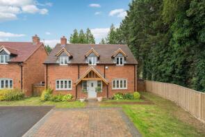 5, Santesdune Way, High Wycombe HP14 4DR