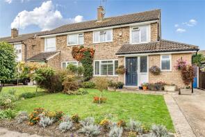 74, Linden Way, Woking GU23 6LP