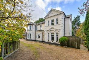 Flat 5 Chatsworth, London Road, Hill Brow, Liss GU33 7NY