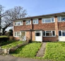 72, Brookside Walk, Tadley RG26 3RW