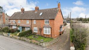 Nut Tree Cottage, Main Street, Evesham WR11 8LD
