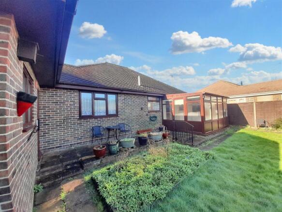 Rear garden 5 new.jpg