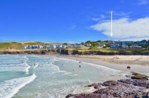 Flat 7, Tregales, Road From Bishops Hill Road To Bellpaise, New Polzeath, Wadebridge PL27 6UA
