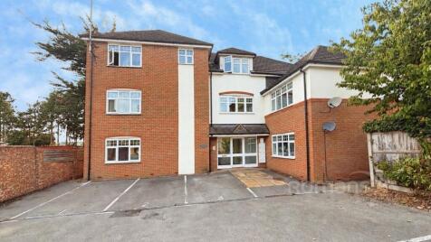 Cambridge Road, Aldershot, Hampshire