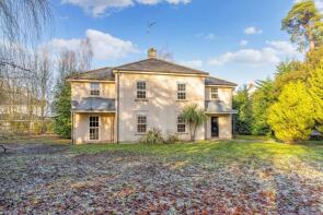 5, Henderson Place, Hertford SG13 8GA