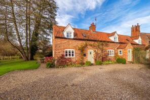 4 Castaway Cottage, Big Yard, The Street, Norwich NR11 7AU