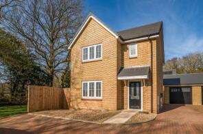 33, Far Wallis Road, Bedford MK44 1FL