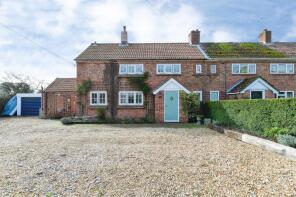 1, Harley Cottages, War Memorial To Amen Corner - Street, Wimborne BH21 5ET