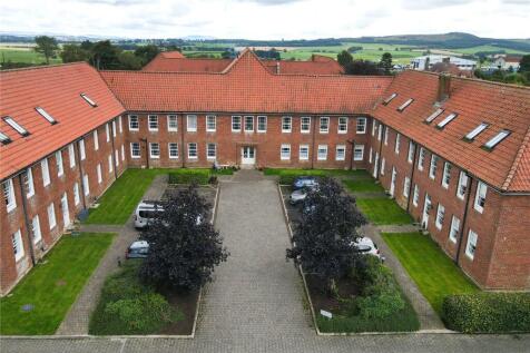Quinn Court, Lanark, South Lanarkshire, ML11