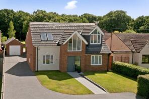 43, Tally Ho Road, Ashford TN26 1HL