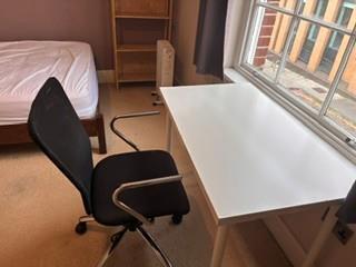 Desk 2.jpg