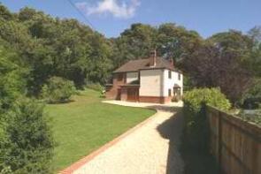 Ghillies, Brickfield Lane, Lymington SO41 5RD